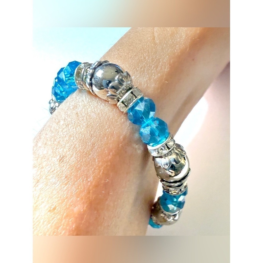 Faceted Aqua Blue Silvertone Bracelet Beaded Rhinestone Spacers Stretch Jewelry - Picture 3 of 5